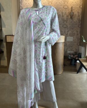 J0019
JUNAID JAMSHED LAWN