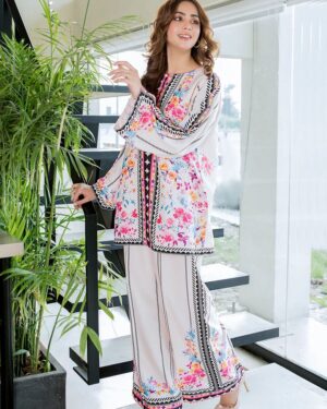 EL002
ELLENA Ivory Water Floral Fusion Print Co-Ord Set