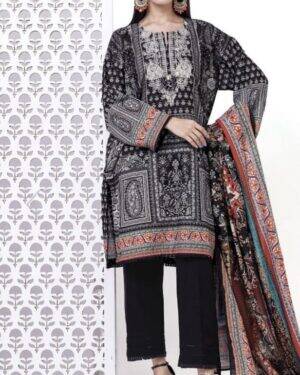K027
Khaadi Embroidered Printed Khaddar Messuri
