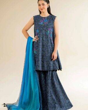 NL010
NISHAT 3 pc - Printed Embroidered Suit