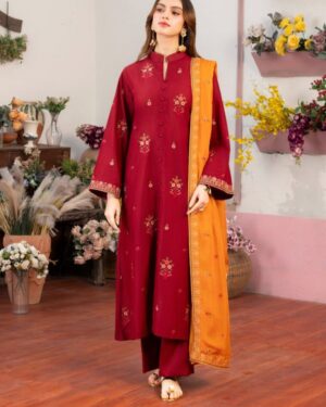 PS3 3Pc Stitched Embroidered Suit.