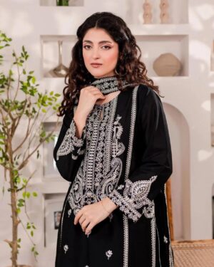 TW2 3Pc Embroidered Suit with Embroidered Chiffon Dupatta